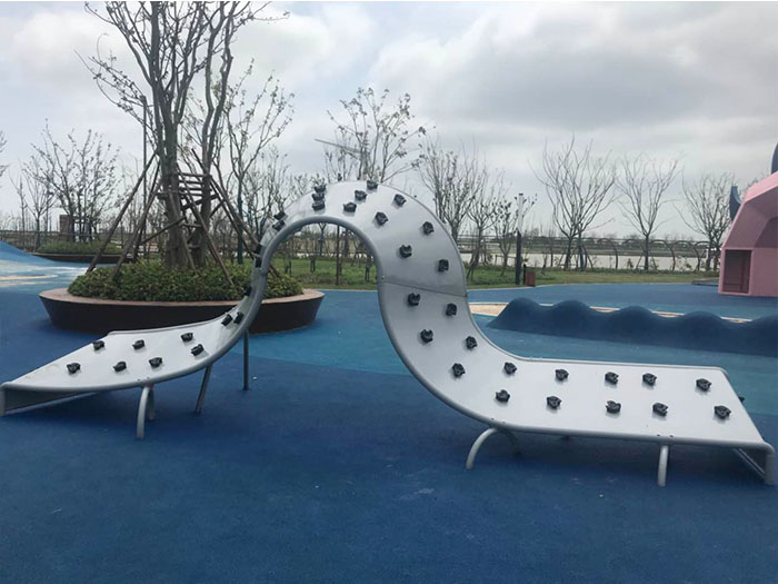 戶外非標(biāo)設(shè)備