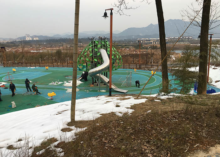 戶外游樂設(shè)備定制